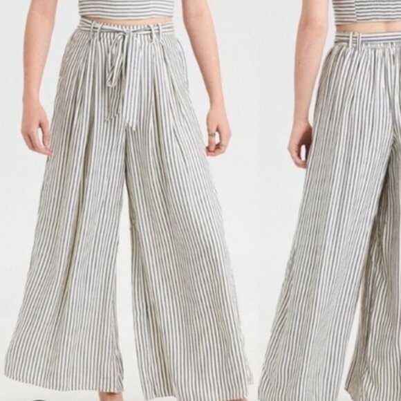 American Eagle Outfitters Pants - American Eagle Striped Wide Leg Pants S